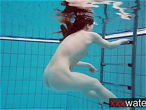 bouncy arse underwater Katrin